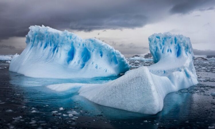 Accidente en glaciar islandés deja un muerto y dos desaparecidos