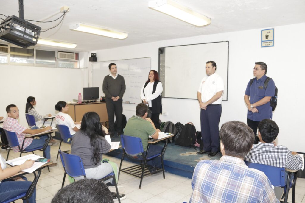 Presentan en la UAT examen de ingreso para el ciclo 2025-1