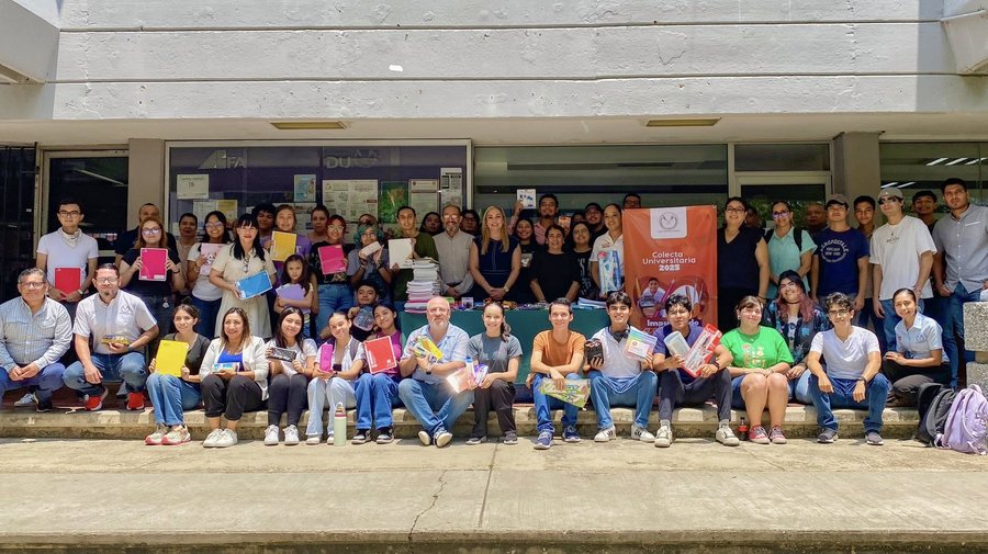 Concluye la UAT con éxito colecta de útiles escolares