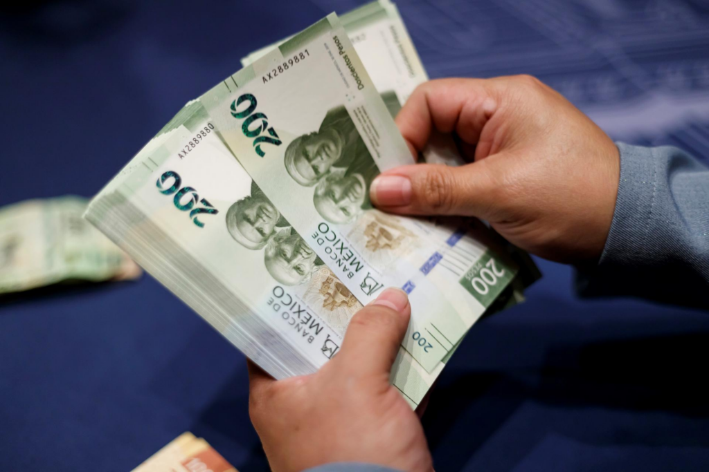 Peso se aprecia 0.85 % en semana y perfila cierre de año con mayor apreciación desde 1994