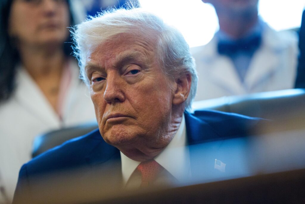 Trump dice que se involucrará “indirectamente” en conversaciones con Irán